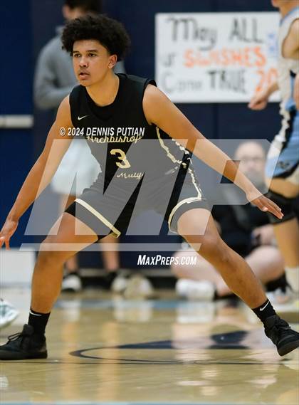 Thumbnail 1 in Archbishop Mitty @ Valley Christian photogallery.