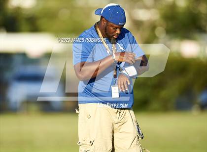 Thumbnail 2 in Stanton vs Florida State University High (FHSAA 1A Region 1 Regional Semifinal) photogallery.