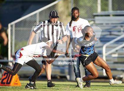 Thumbnail 2 in Stanton vs Florida State University High (FHSAA 1A Region 1 Regional Semifinal) photogallery.