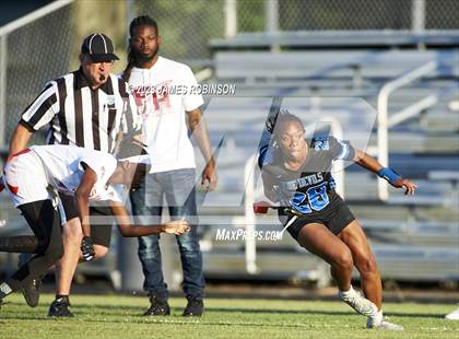 Thumbnail 3 in Stanton vs Florida State University High (FHSAA 1A Region 1 Regional Semifinal) photogallery.