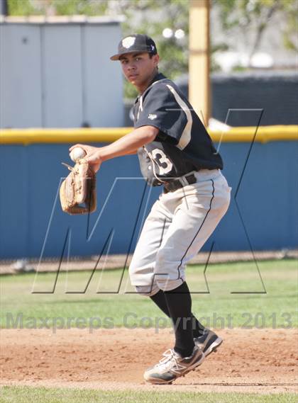 Thumbnail 2 in Golden Valley vs. Valencia photogallery.