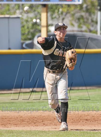 Thumbnail 3 in Golden Valley vs. Valencia photogallery.
