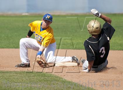 Thumbnail 3 in Golden Valley vs. Valencia photogallery.