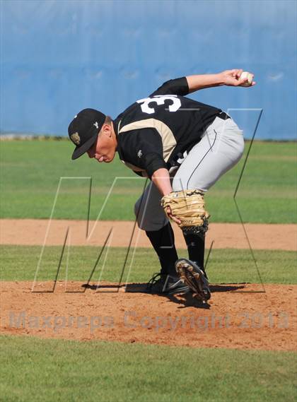 Thumbnail 1 in Golden Valley vs. Valencia photogallery.