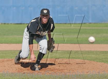 Thumbnail 1 in Golden Valley vs. Valencia photogallery.