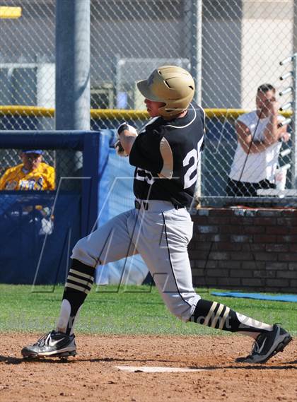 Thumbnail 3 in Golden Valley vs. Valencia photogallery.