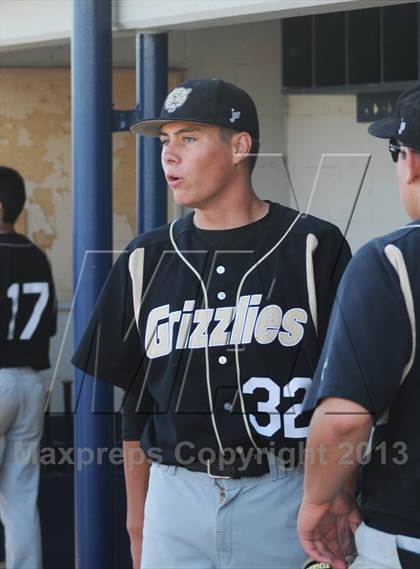 Thumbnail 3 in Golden Valley vs. Valencia photogallery.