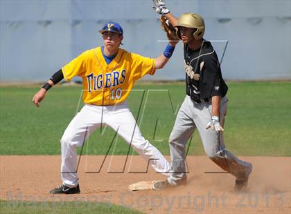 Thumbnail 1 in Golden Valley vs. Valencia photogallery.