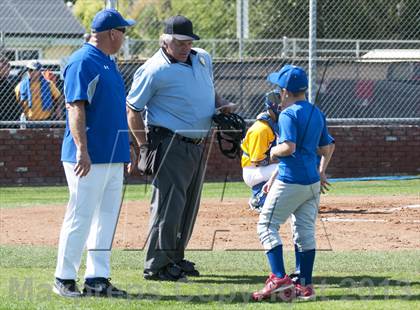 Thumbnail 1 in Golden Valley vs. Valencia photogallery.