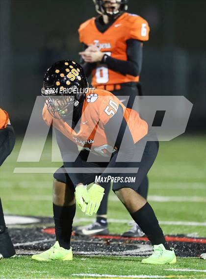Thumbnail 3 in Titusville vs Sharon (PIAA D10 3A Semifinal) photogallery.