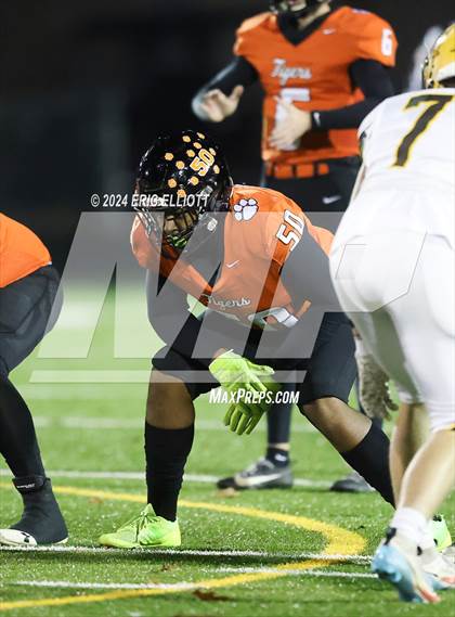Thumbnail 1 in Titusville vs Sharon (PIAA D10 3A Semifinal) photogallery.