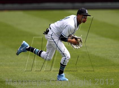 Thumbnail 2 in Stony Point vs.  Bell [L. D.] (Rock Hardball Classic) photogallery.