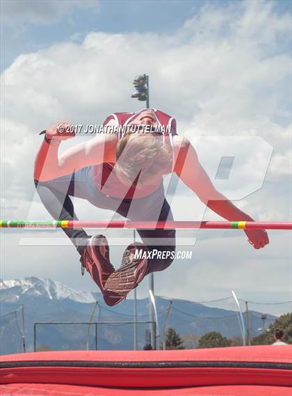 Thumbnail 1 in Doherty Spartan Invitational photogallery.