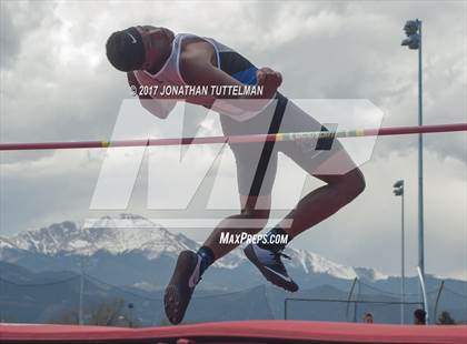 Thumbnail 2 in Doherty Spartan Invitational photogallery.