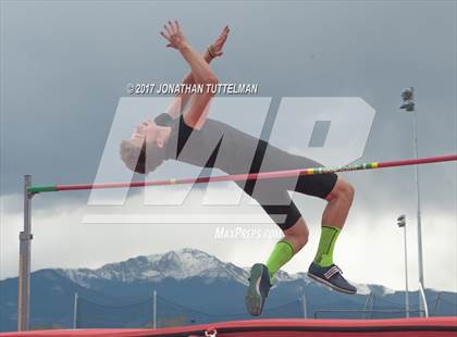 Thumbnail 2 in Doherty Spartan Invitational photogallery.