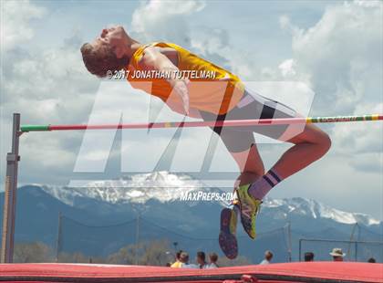 Thumbnail 2 in Doherty Spartan Invitational photogallery.