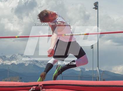 Thumbnail 3 in Doherty Spartan Invitational photogallery.