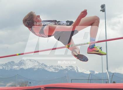 Thumbnail 2 in Doherty Spartan Invitational photogallery.