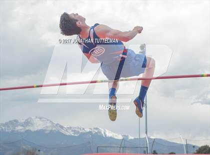 Thumbnail 2 in Doherty Spartan Invitational photogallery.