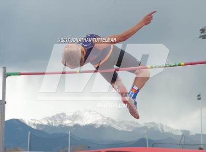 Thumbnail 2 in Doherty Spartan Invitational photogallery.