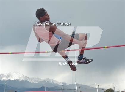 Thumbnail 3 in Doherty Spartan Invitational photogallery.