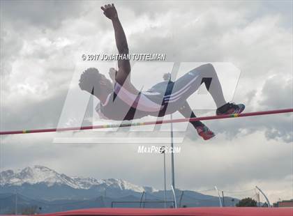 Thumbnail 3 in Doherty Spartan Invitational photogallery.