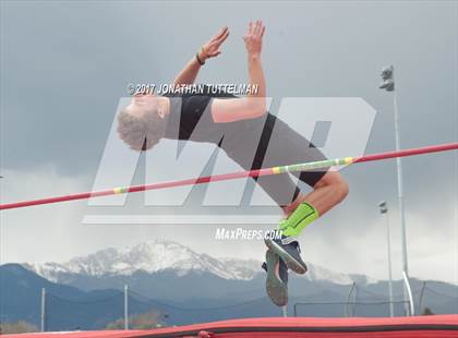 Thumbnail 2 in Doherty Spartan Invitational photogallery.