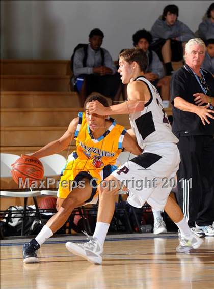 Thumbnail 1 in Patriot vs. Los Osos (MaxPreps Holiday Classic) photogallery.