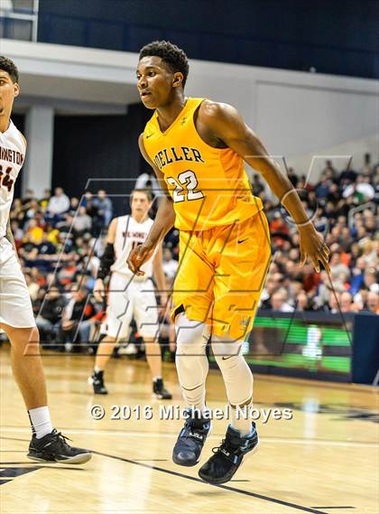 Thumbnail 3 in Wilmington vs. Archbishop Moeller (OHSAA Southwest Regional Playoff) photogallery.