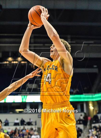 Thumbnail 3 in Wilmington vs. Archbishop Moeller (OHSAA Southwest Regional Playoff) photogallery.