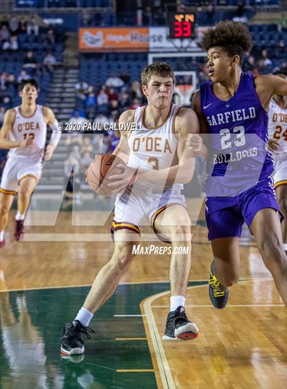 Thumbnail 1 in Garfield vs. O'Dea (WIAA 3A Final)  photogallery.