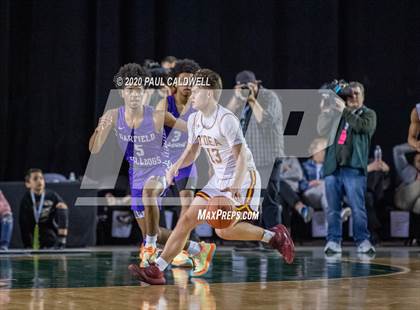 Thumbnail 2 in Garfield vs. O'Dea (WIAA 3A Final)  photogallery.