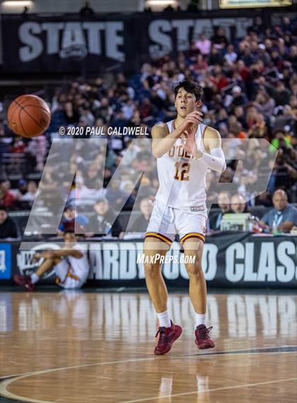 Thumbnail 3 in Garfield vs. O'Dea (WIAA 3A Final)  photogallery.