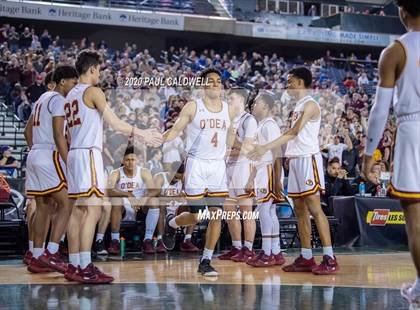 Thumbnail 1 in Garfield vs. O'Dea (WIAA 3A Final)  photogallery.