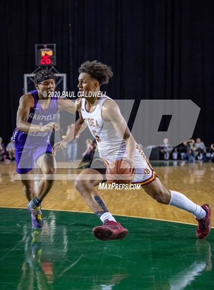 Thumbnail 2 in Garfield vs. O'Dea (WIAA 3A Final)  photogallery.