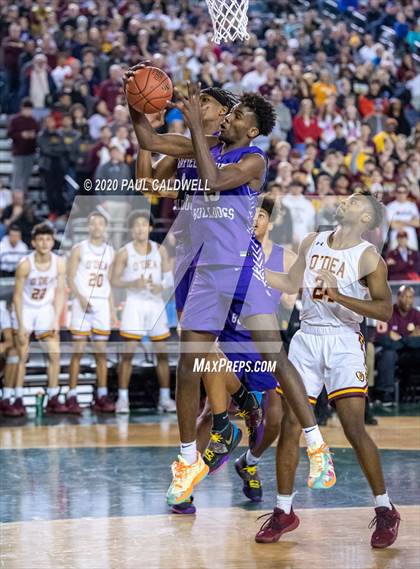 Thumbnail 1 in Garfield vs. O'Dea (WIAA 3A Final)  photogallery.