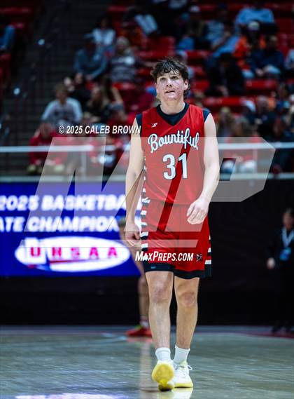 Thumbnail 3 in Highland vs. Bountiful (UHSAA 5A Quarterfinal) photogallery.