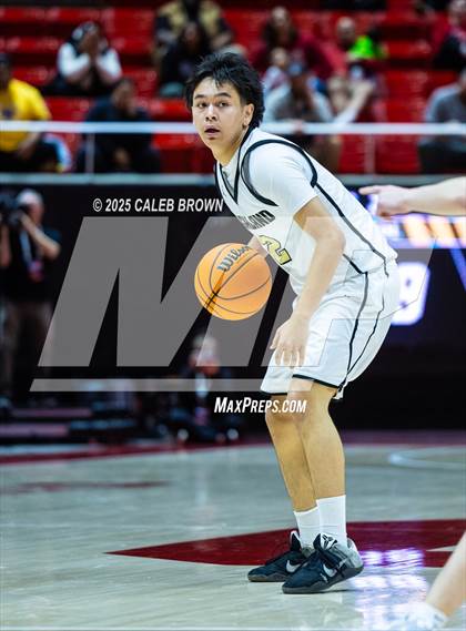 Thumbnail 3 in Highland vs. Bountiful (UHSAA 5A Quarterfinal) photogallery.
