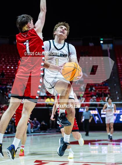 Thumbnail 1 in Highland vs. Bountiful (UHSAA 5A Quarterfinal) photogallery.