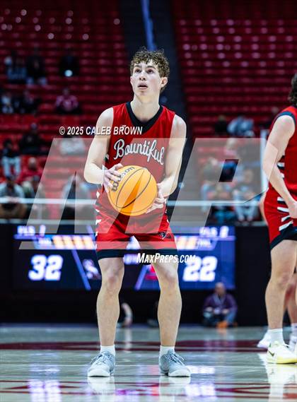 Thumbnail 1 in Highland vs. Bountiful (UHSAA 5A Quarterfinal) photogallery.