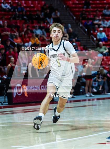 Thumbnail 3 in Highland vs. Bountiful (UHSAA 5A Quarterfinal) photogallery.
