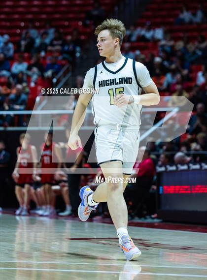 Thumbnail 1 in Highland vs. Bountiful (UHSAA 5A Quarterfinal) photogallery.