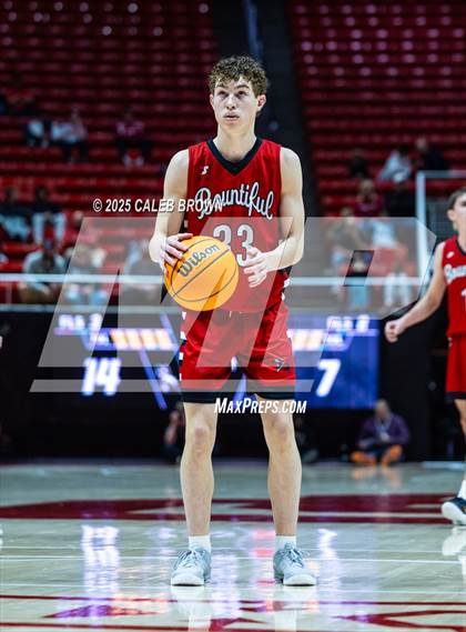 Thumbnail 3 in Highland vs. Bountiful (UHSAA 5A Quarterfinal) photogallery.