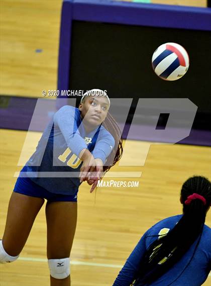 Thumbnail 2 in Southside vs. North Little Rock photogallery.
