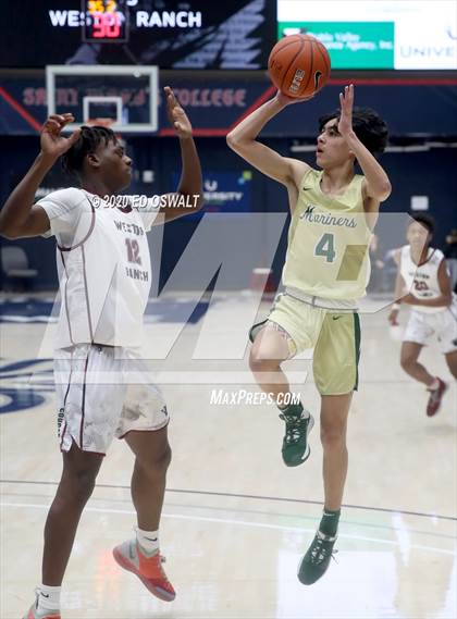 Thumbnail 3 in Weston Ranch vs. Moreau Catholic (MaxPreps MLK Classic) photogallery.