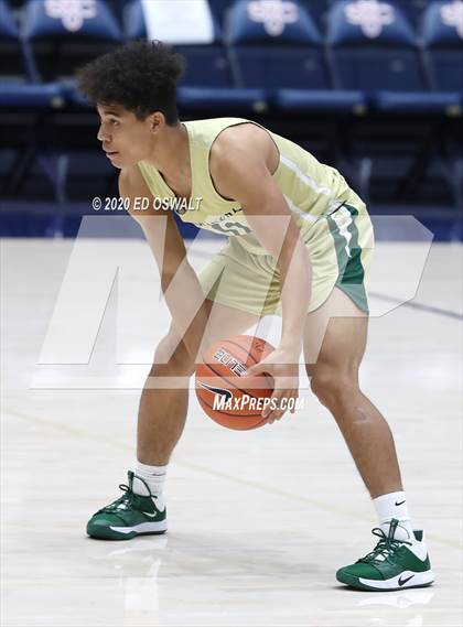 Thumbnail 2 in Weston Ranch vs. Moreau Catholic (MaxPreps MLK Classic) photogallery.