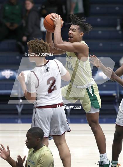 Thumbnail 3 in Weston Ranch vs. Moreau Catholic (MaxPreps MLK Classic) photogallery.