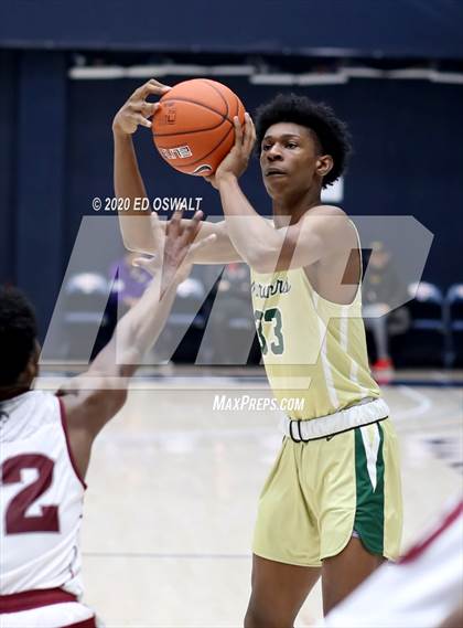Thumbnail 3 in Weston Ranch vs. Moreau Catholic (MaxPreps MLK Classic) photogallery.