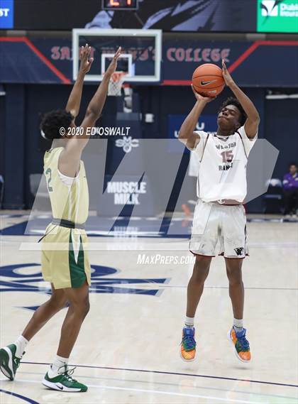 Thumbnail 2 in Weston Ranch vs. Moreau Catholic (MaxPreps MLK Classic) photogallery.