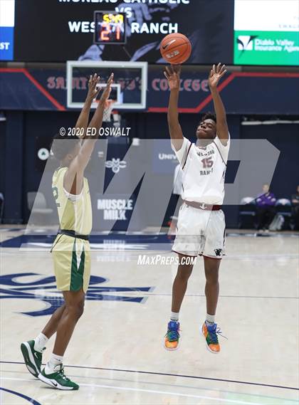 Thumbnail 3 in Weston Ranch vs. Moreau Catholic (MaxPreps MLK Classic) photogallery.